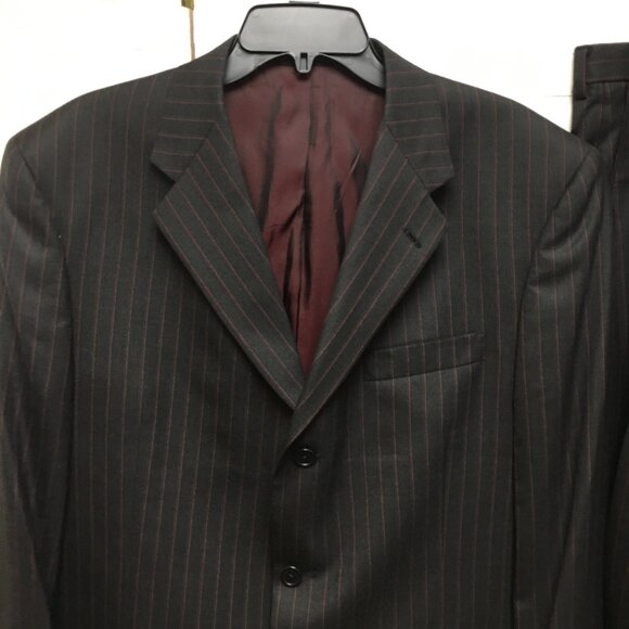 Ted Baker Endurance 2 piece black pinstripe suit 44R - Picture 3 of 16